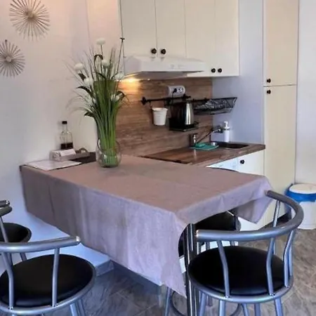 Apartament Valentinovo *