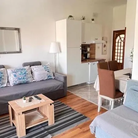 Apartman Valentinovo *
